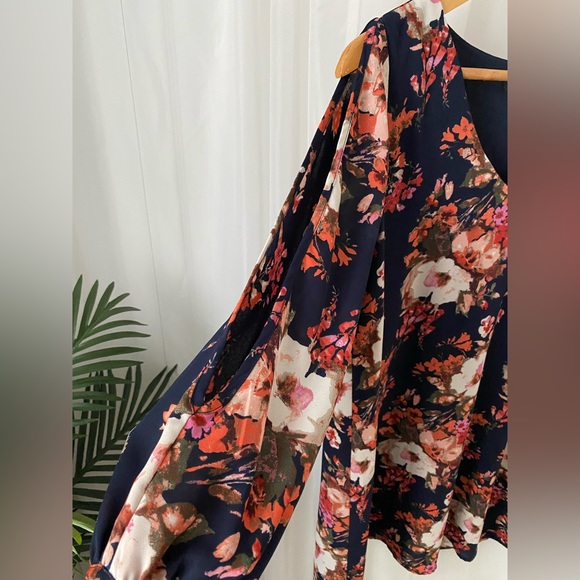 Lulu’s | Floral Shift Dress - Picture 7 of 9